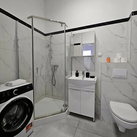 Justinrent 4 Lehnice