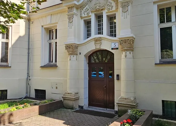 Justinrent 4 レグニツァ