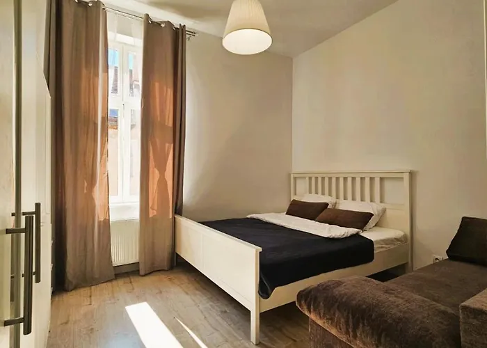 Justinrent 4 アパート レグニツァ